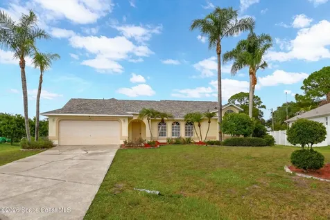 541 Tuttle Court SE Palm Bay FL 32909