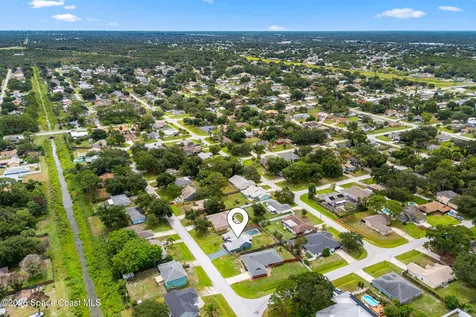 1008 Flower Street NW Palm Bay FL 32907