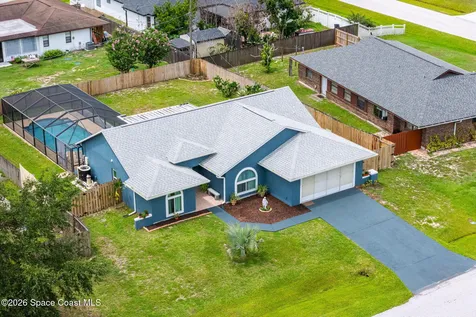 1008 Flower Street NW Palm Bay FL 32907