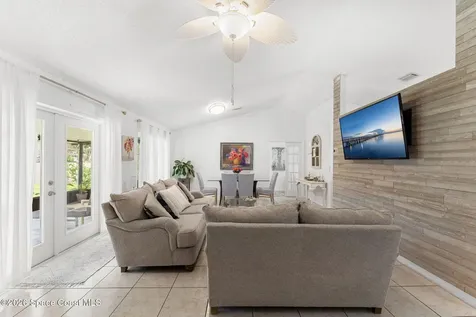 1008 Flower Street NW Palm Bay FL 32907