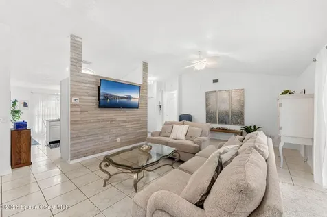 1008 Flower Street NW Palm Bay FL 32907