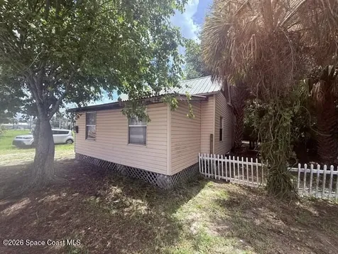 108 S Palm Avenue Titusville FL 32796