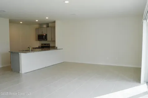 2712 Golden Trout Lane Edgewater FL 32141