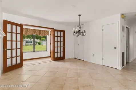 748 Clarke Avenue Melbourne FL 32935