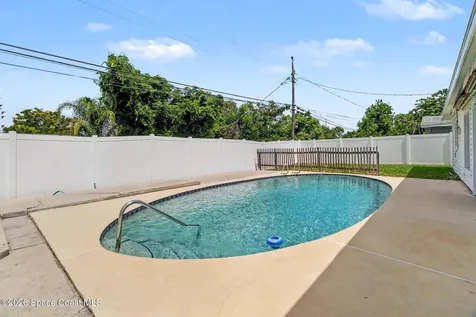 748 Clarke Avenue Melbourne FL 32935