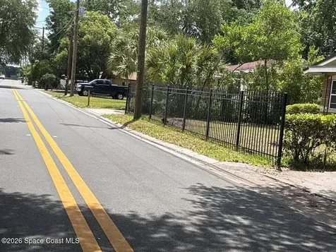 202 Avenue P NE Winter Haven FL 33881