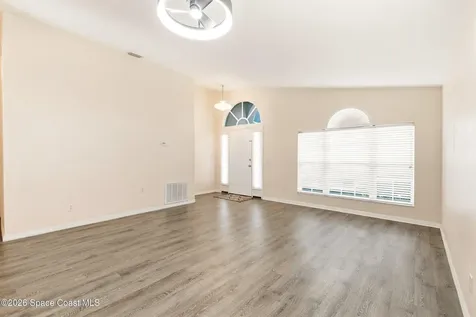 1172 Pine Creek Circle NE Melbourne FL 32905