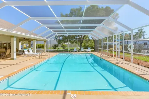 1172 Pine Creek Circle NE Melbourne FL 32905