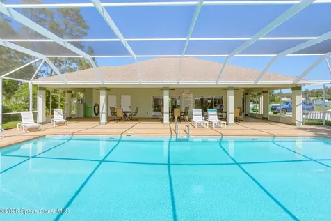 1172 Pine Creek Circle NE Melbourne FL 32905