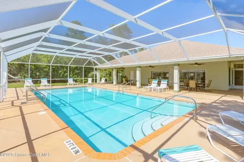 1172 Pine Creek Circle NE Melbourne FL 32905