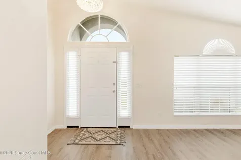 1172 Pine Creek Circle NE Melbourne FL 32905