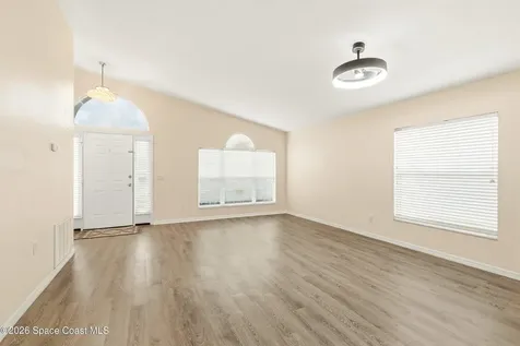 1172 Pine Creek Circle NE Melbourne FL 32905