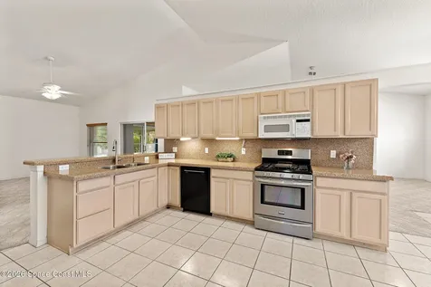2745 Summer Brook Street Melbourne FL 32940