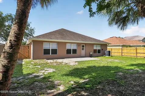 415 Freeman Road NW Palm Bay FL 32907