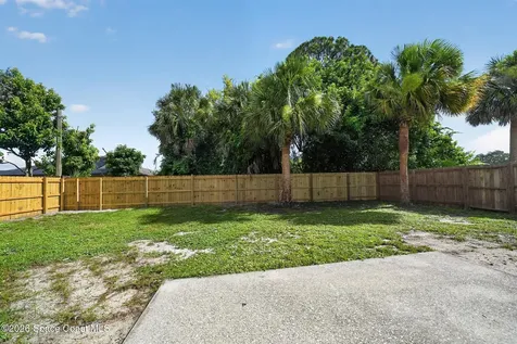 415 Freeman Road NW Palm Bay FL 32907