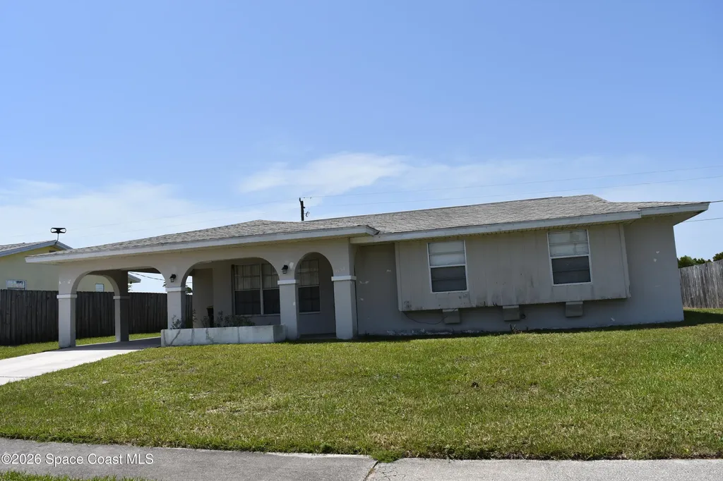 3134 Edgewood Drive NE Palm Bay FL 32905