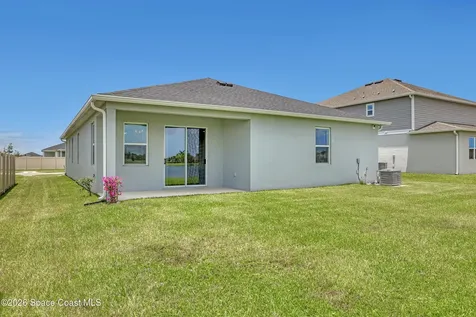 476 Glaspell Circle SE Palm Bay FL 32909