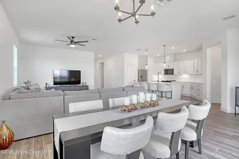 476 Glaspell Circle SE Palm Bay FL 32909