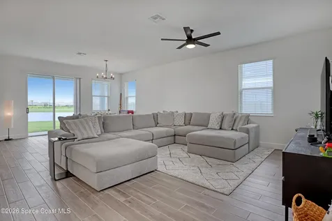 476 Glaspell Circle SE Palm Bay FL 32909