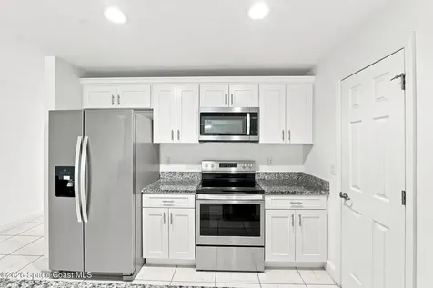 33 Ella Street Melbourne FL 32935