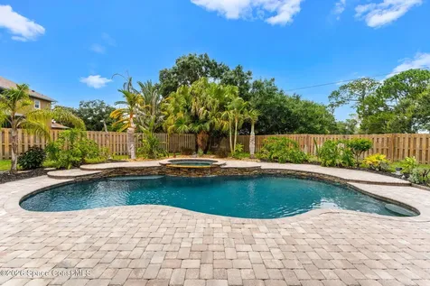 1975 Botanica Circle Melbourne FL 32904
