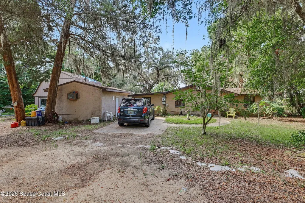 13395 SE 106th Avenue Ocklawaha FL 32179