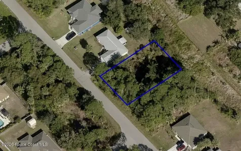 511 Town Road SW Palm Bay FL 32908