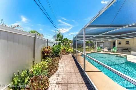 341 W Dover Street Satellite Beach FL 32937