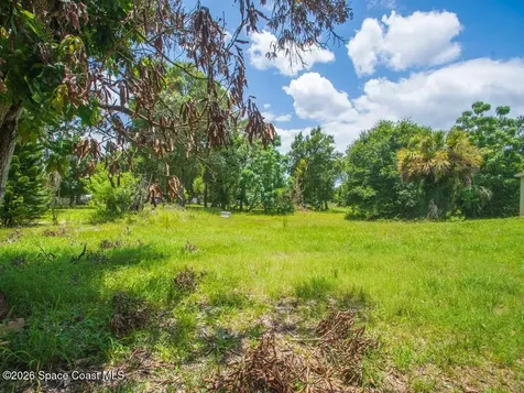 4655 52nd Avenue Vero Beach FL 32967