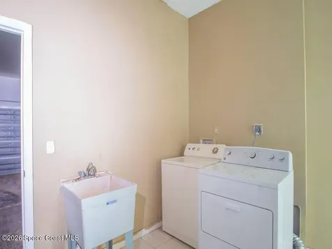 4655 52nd Avenue Vero Beach FL 32967