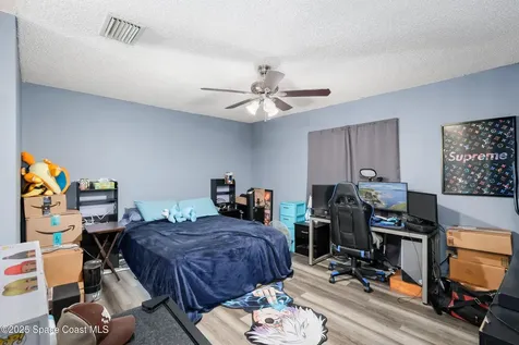1226 Hedgecoth Street NW Palm Bay FL 32907