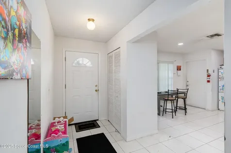 1226 Hedgecoth Street NW Palm Bay FL 32907