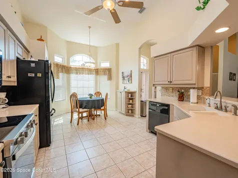 598 Renaissance Avenue Melbourne FL 32940