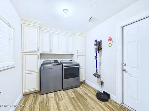 645 Kingston Circle Satellite Beach FL 32937
