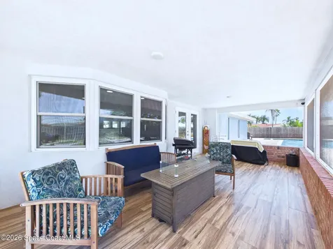 645 Kingston Circle Satellite Beach FL 32937