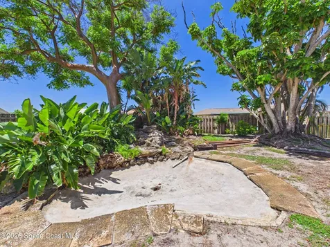 645 Kingston Circle Satellite Beach FL 32937