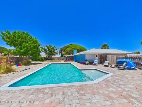 645 Kingston Circle Satellite Beach FL 32937