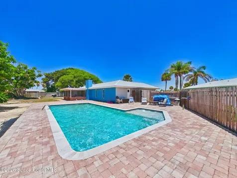 645 Kingston Circle Satellite Beach FL 32937