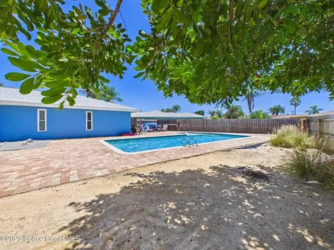 645 Kingston Circle Satellite Beach FL 32937