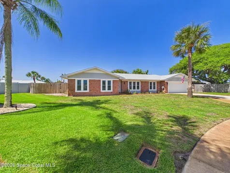 645 Kingston Circle Satellite Beach FL 32937