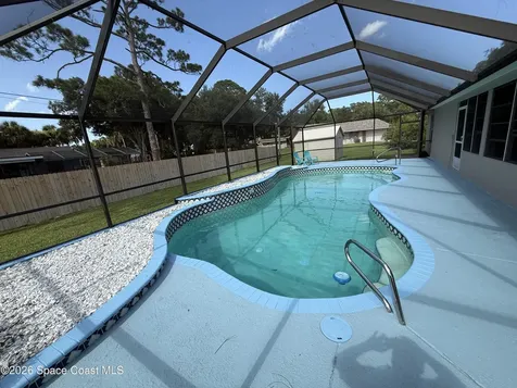 451 Hurst Road NE Palm Bay FL 32907