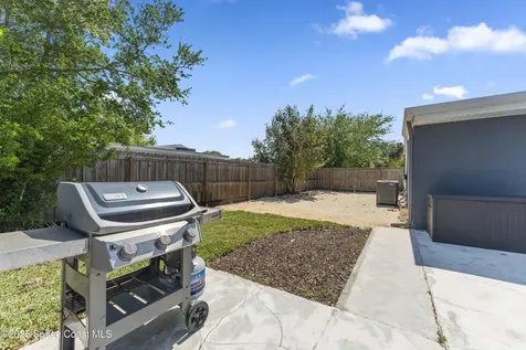430 Michigan Avenue Indialantic FL 32903