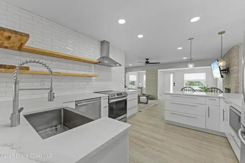 430 Michigan Avenue Indialantic FL 32903