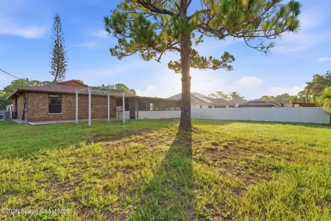 255 Abalone Road NW Palm Bay FL 32907