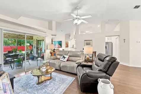 120 Nesbitt Street NE Palm Bay FL 32907