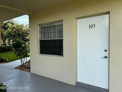 52 Woodland Drive Vero Beach FL 32962