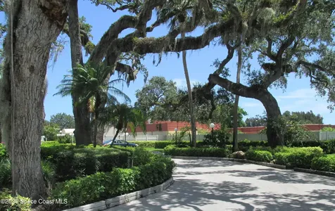 52 Woodland Drive Vero Beach FL 32962
