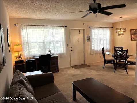 52 Woodland Drive Vero Beach FL 32962