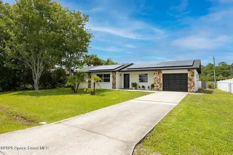 317 Fernandina Street NW Palm Bay FL 32907