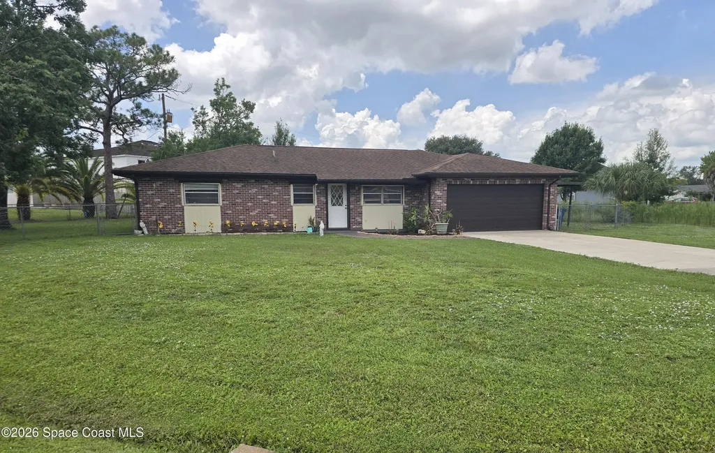 502 Australian Road NW Palm Bay FL 32907